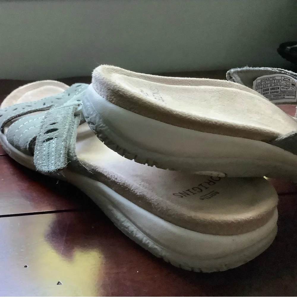 Earth Origins Shantel Suede Leather Sandals - Picture 7 of 8